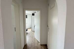 ***MÖBLIERTE / VOLL AUSGESTATTETE 2 ZIMMERWOHNUNG IM HERZEN VON BENRATH*** – 40597 Benrath, Düsseldorf – Vorschaubild 2