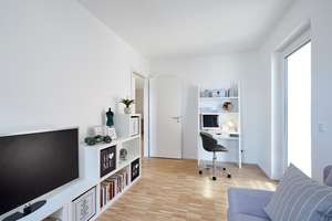 Ihr neues Familienzuhause: Helle 5-Zimmer-Wohnung mit Balkon – 13053 Alt-Hohenschönhausen, Berlin – Vorschaubild 9