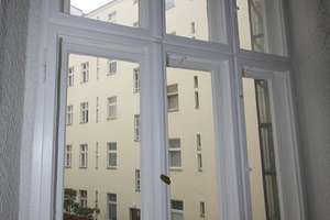 Am Spreebogen, freie  2 Zi. Altbauwohnung mit Möglichkeit für 3. Zimmer – 10587 Charlottenburg, Berlin – Vorschaubild 21