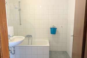 Zentral und verkehrsgünstig gelegen! 1,5 Zimmerwohnung mit Balkon (Loggia) und PKW-Stellplatz! – Die vollständige Adresse der Immobilie erhältst du vom Anbieter., 53177 Alt-Godesberg, Bonn – Vorschaubild 2