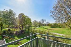 Wohnen direkt am Park: Ruhige 2-Zimmer-Wohnung in der Gartenstadt Trudering