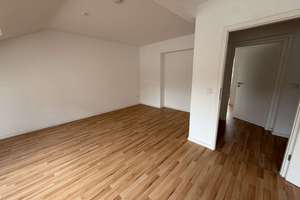 Zentral gelegen: Gemütliche und helle Dachgeschosswohnung – 40217 Friedrichstadt, Düsseldorf – Vorschaubild 9