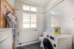 freistehendes Zweigenerationshaus mit Potenzial zum 3 Familienhaus mit ca. 263 qm – Die vollständige Adresse der Immobilie erhältst du vom Anbieter., 42653 Gräfrath, Solingen – Vorschaubild 12
