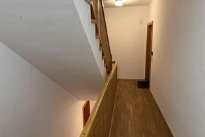 VERKAUFT ! Vermietete Denkmal-2-Zi.-Whg. mit Balkon in der Regensburg – Die vollständige Adresse der Immobilie erhältst du vom Anbieter., 93047 Innenstadt, Regensburg – Vorschaubild 9