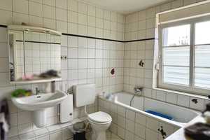 RESERVIERT ++ Hübsches Reihenmittelhaus in Hüttenheim ++ – Duisburg – Vorschaubild 4