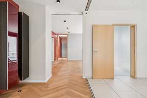 Sofort bezugsfertige Designervilla mit Traumblick fußläufig in die Innenstadt von Königstein – Hochtaunuskreis – Vorschaubild 8