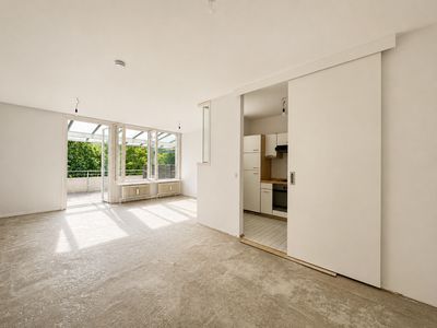 Lichtdurchflutete 2-Zimmer-Wohnung mit Loggia und modernem Wohnkomfort