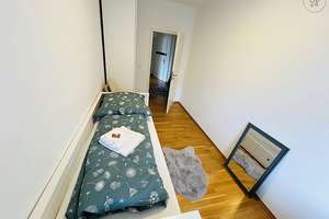 Modern möblierte Dachgeschosswohnung in Stuttgart West/Nord – Die vollständige Adresse der Immobilie erhältst du vom Anbieter., 70174 Relenberg, Stuttgart – Vorschaubild 7