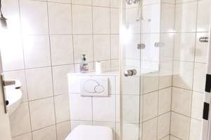 Bezugsfreie Familienwohnung mit Südbalkon und Tiefgaragenstellplatz – Die vollständige Adresse der Immobilie erhältst du vom Anbieter., 12167 Steglitz, Berlin – Vorschaubild 7