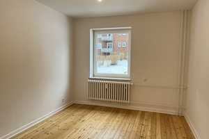 Für die kleine Familie! 2,5 Zimmerwohnung im Erdgeschoss – Hertzstraße 78, 24149 Kiel – Vorschaubild 3