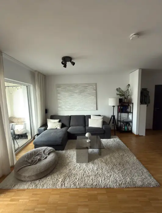 Moderne 3-Zimmer-Wohnung mit Balkon zum Wohlfühlen - Photo 1