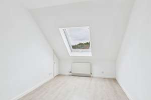 Ihr neues Zuhause in Stuttgart - Süd in ruhiger Lage. Zweifamilienhaus mit Garage und Stellplatz – Die vollständige Adresse der Immobilie erhältst du vom Anbieter., 70569 Kaltental, Stuttgart – Vorschaubild 12
