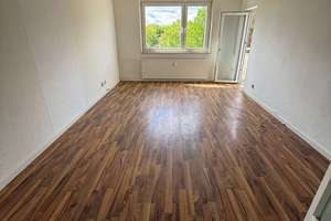 Aus Alt mach Neu: 3-Zimmer mit Entwicklungspotenzial in Kiel – Die vollständige Adresse der Immobilie erhältst du vom Anbieter., 24109 Mettenhof, Kiel – Vorschaubild 7
