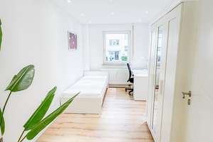 6% Bruttomietrendite: 4-Zimmer-Wohnung mit Balkon in Augsburg-Hochzoll - Für Kapitalanleger – Die vollständige Adresse der Immobilie erhältst du vom Anbieter., 86163 Hochzoll-Nord, Augsburg – Vorschaubild 2