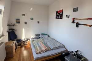 Außergewöhnliche 4-Zimmer-Maisonette mit Dachloft, Balkon & Altbaucharme – 126 m²