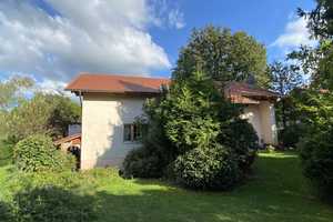 Frei stehendes Einfamilienhaus mit spektakulär hohem Dachstudio und Garten mit ruhiger Privatsphäre – Ebersberg (Kreis) – Vorschaubild 3