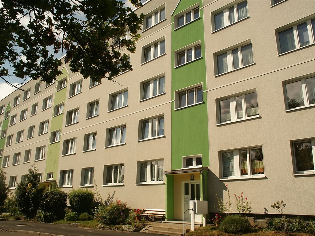 Familienfreundliche 3-Zimmer-Wohnung Mit Balkon