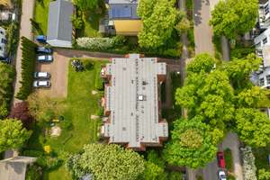 Hochwertig kernsanierte 3-Zimmer-Eigentumswohnung mit offener Wohn/-Essküche, Terrasse & Stellplatz – Nipkowstr. 34-36, 12489 Adlershof, Berlin – Vorschaubild 31