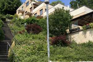 Wohnen wie im eigenen Haus mit traumhaften Blick und großem Garten – Mühlwäldle 2, 76530 Baden-Baden – Vorschaubild 1