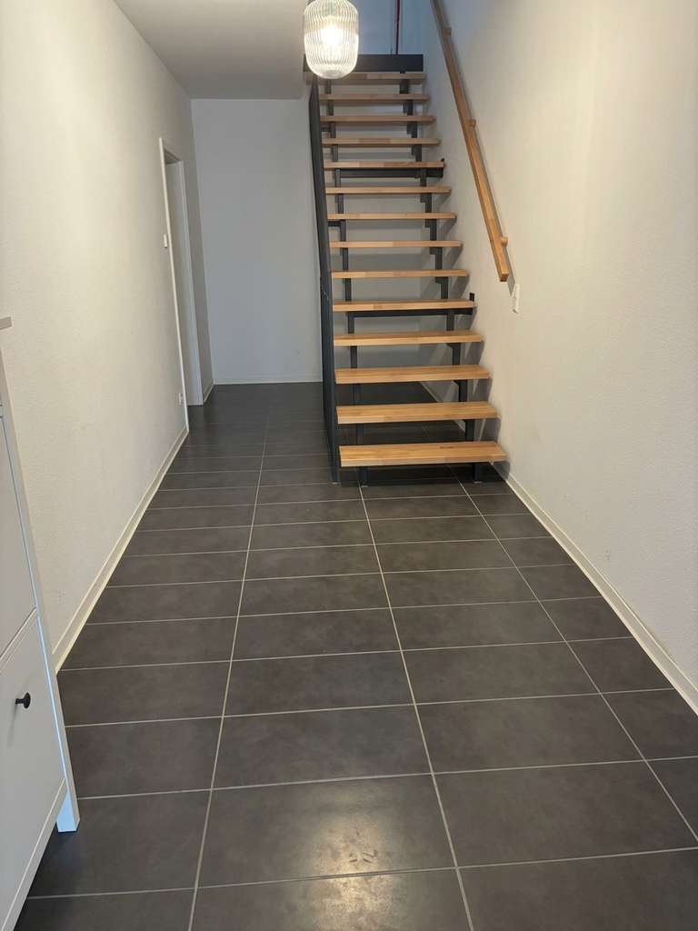 Immobilie in Neckartenzlingen - Neuwertiges 6-Zimmer Haus in Neckartenzlingen - Bild 2