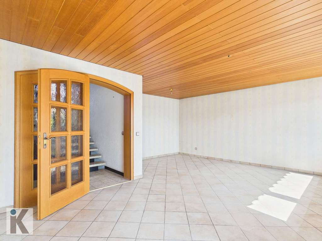 Immobilie in Beindersheim - Ihr neues Familienzuhause mit Garten, Terrasse und viel Potenzial - Bild 3