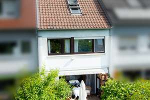 Urbanes Wohnen im Grünen: Reihenhaus, Mannheim Neckarstadt-Ost