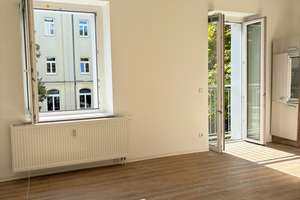Einzimmer-Apartment mit Balkon und Einbauküche in Dresden – Bärensteiner Str.