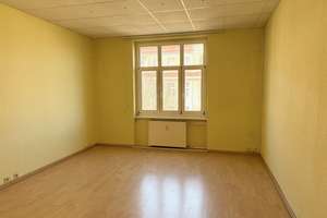 Sanierungsbedürftige 2,5-Zimmer-Wohnung inkl. 2 Tiefgaragenstellplätze  - in gefragter Lage – Die vollständige Adresse der Immobilie erhältst du vom Anbieter., 13189 Pankow (Ortsteil), Berlin – Vorschaubild 3