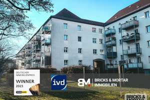 Denkmalgeschützte 3-Zimmer-Wohnung mit idyllischem Hinterhof