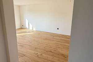 Erstbezug nach hochwertiger Sanierung - Moderne 3-Zimmer-Wohnung mit Balkon & Aufzug – Rendsburger Landstraße 97/99, 24113 Hassee, Kiel – Vorschaubild 5