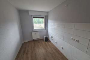 ALLES NEU! Wohnung in Essen-Kupferdreh! 3,5 Raum mit Balkon! – Deilbachtal 4, 45257 Kupferdreh, Essen – Vorschaubild 5