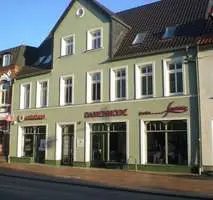 Gewerberäume (EG) in 1-A Lage in der Langen Str. 27 in Ribnitz zu vermieten