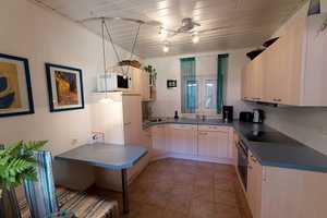 Geräumiges, geschmackvolles 6-Zimmer-Mehrfamilienhaus in VOLKACH Volkach – Bocksbeutelstr. 30, 97332 Kitzingen (Kreis) – Vorschaubild 3