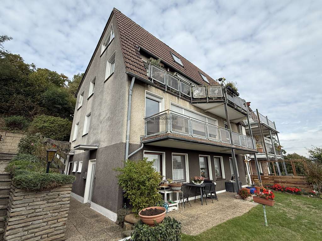 Immobilie in Wetter (Ruhr) - Harkortberg: 4-Familienhaus mit 5 Garagen  zur Eigennutzung oder Kapitalanlage - Bild 0