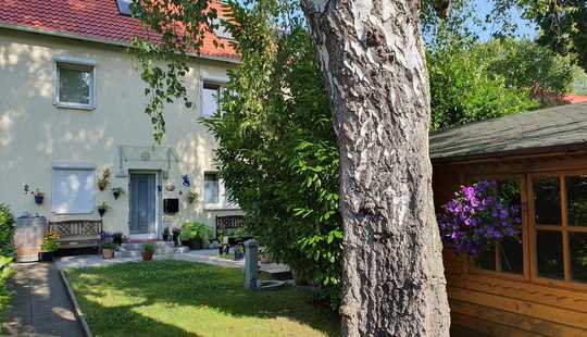 Bild von Provisionsfrei-Reihenhaus mit Sauna und Garten in ruhiger Lage HH-West Sülldorf
