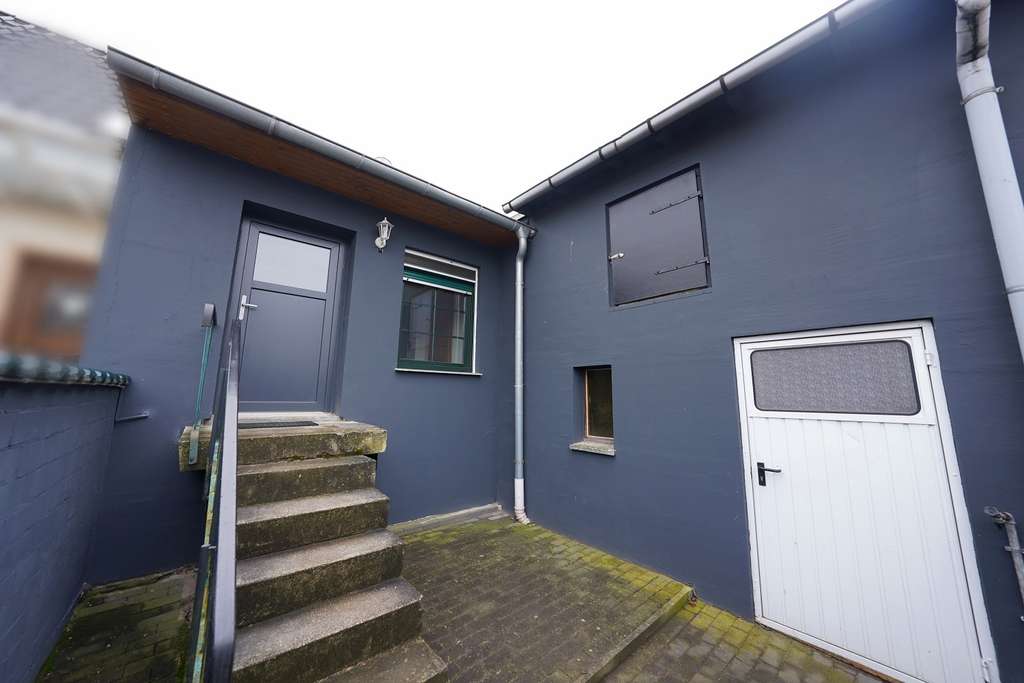 Immobilie in Niedere Börde - Groß Ammensleben- saniertes Reihenendhaus auf kleinem Grundstück mit Garage in ruhiger Lage ! - Bild 2