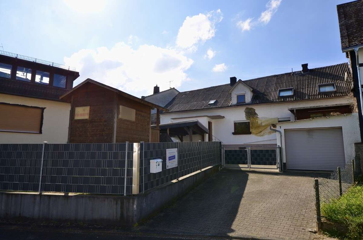 Zweifamilienhaus in Dillhausen, Limburg Weilburg Kreis – Bild 2