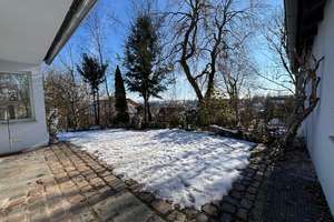 Charmantes Einfamilienhaus mit 6,5 Zimmern und großem Garten – Pfarrweg 5, 94121 Salzweg – Vorschaubild 4