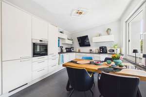 Südviertel-Charme mit Stil: 3 Zimmer mit Kamin, Einbauküche & Balkon – 48153 Schützenhof, Münster – Vorschaubild 2
