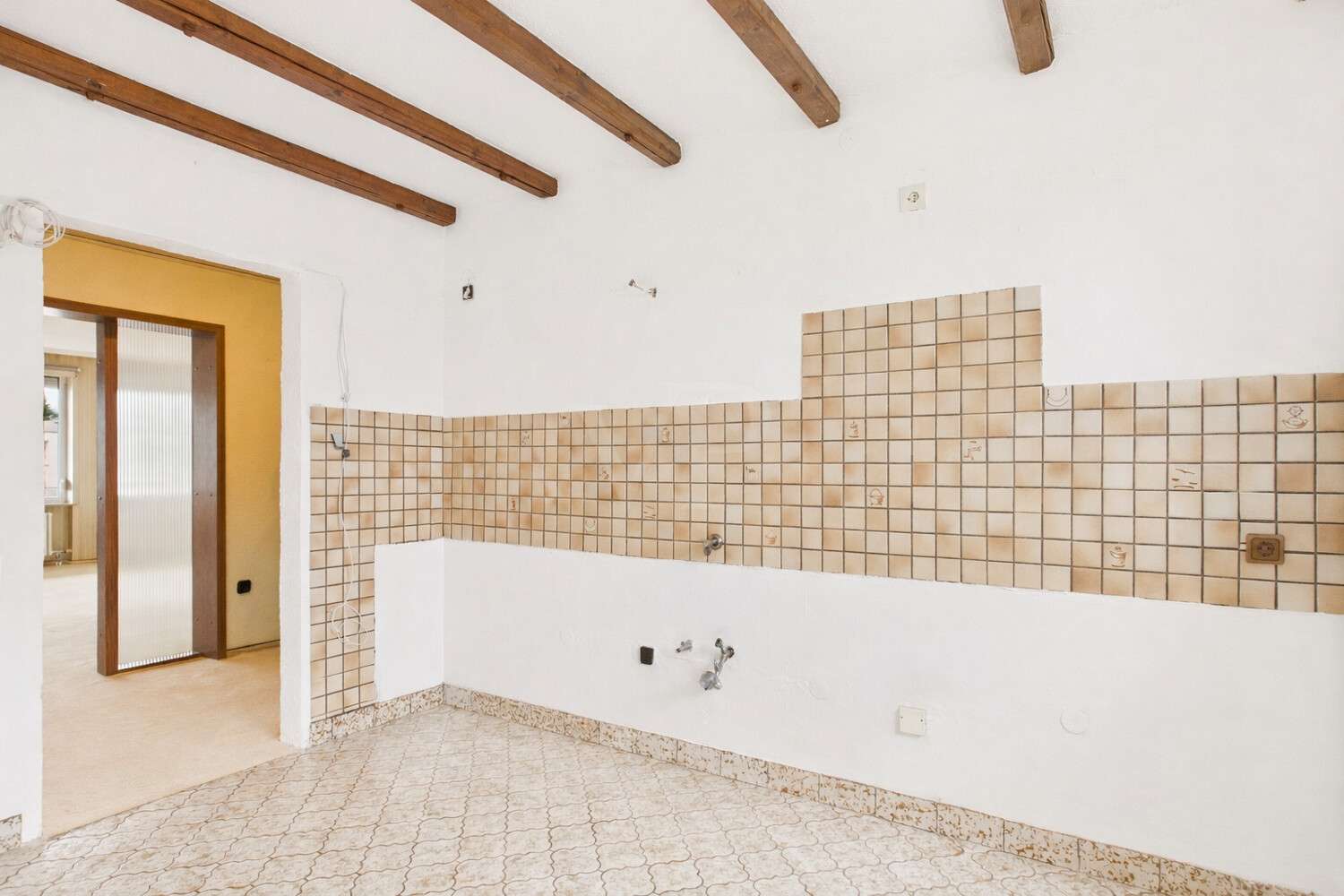 Immobilie in Niederwerrn - Platz für neue Wohnideen:  3-Zimmer-Wohnung mit Balkon und Tiefgaragenstellplatz - Bild 1