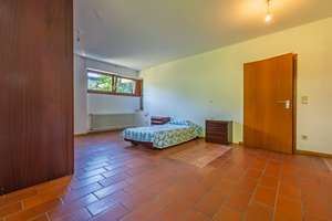 ***Viel Raum zum Leben - Großzügiges Einfamilienhaus mit Hallenbad - in TOP Lage*** – Die vollständige Adresse der Immobilie erhältst du vom Anbieter., 77654 Offenburg – Vorschaubild 12