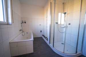 Ansprechende 3-Zimmer-Wohnung mit Balkon und Garage in Mannheim-Feudenheim - realunis – Mannheim – Vorschaubild 4