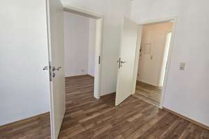 Helle 2-Zimmer-Wohnung mit Tageslichtbad in Leipzig-Volkmarsdorf – 4315 Volkmarsdorf, Leipzig – Vorschaubild 10