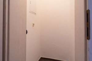 Sofort bezugsfrei! Charmante 3,5-Zimmer-Altbauwohnung mit zwei Balkonen am Rostocker Stadthafen – Die vollständige Adresse der Immobilie erhältst du vom Anbieter., 18057 Kröpeliner-Tor-Vorstadt, Rostock – Vorschaubild 50