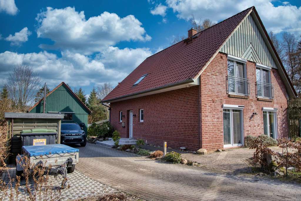 Immobilie in Egestorf - Viebrockhaus aus dem Jahre 2004 - Einziehen und wohlfühlen - Bild 0