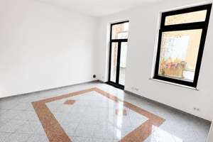 Leere 3-Zimmer-Altbauwohnung mit hohen Decken und Dachterrasse – 1. OG, nur 5 Minuten zur Kö – Pionierstr. 5, 40215 Friedrichstadt, Düsseldorf – Vorschaubild 4