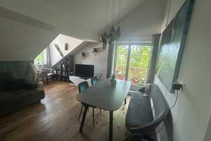 Modernisierte 2,5-Raum-Wohnung mit Balkon und Einbauküche in München – München – Vorschaubild 9