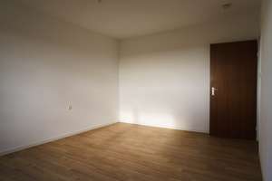 Ohne Makler & Bezugsfrei: Renovierte 3-Zimmer-Wohnung im 12. OG mit Sonnenbalkon und Blick ins Grüne – Mönchfeldstraße 110, 70378 Mönchfeld, Stuttgart – Vorschaubild 12