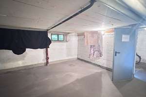 Frei ab 01.07. ! Teil- Renovierte.2,5-Raum- WE im 1.OG mit Balkon ! ** PROVISIONSFREI ! ** – Am Himgesberg 3, 47259 Hüttenheim, Duisburg – Vorschaubild 23