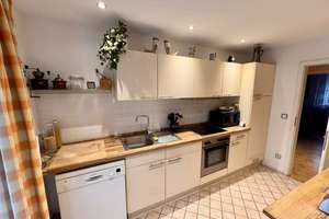 Bald bezugsfrei! Großzügig geschnittene 3-Zimmer-Wohnung mit hofseitigem Südbalkon und Stellplatz – Die vollständige Adresse der Immobilie erhältst du vom Anbieter., 1219 Leubnitz-Neuostra, Dresden – Vorschaubild 5